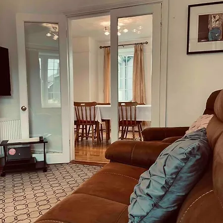 Σπίτι διακοπών Wonderful Town House Where Are Current President Connolly Has Stayed While Visiting Town