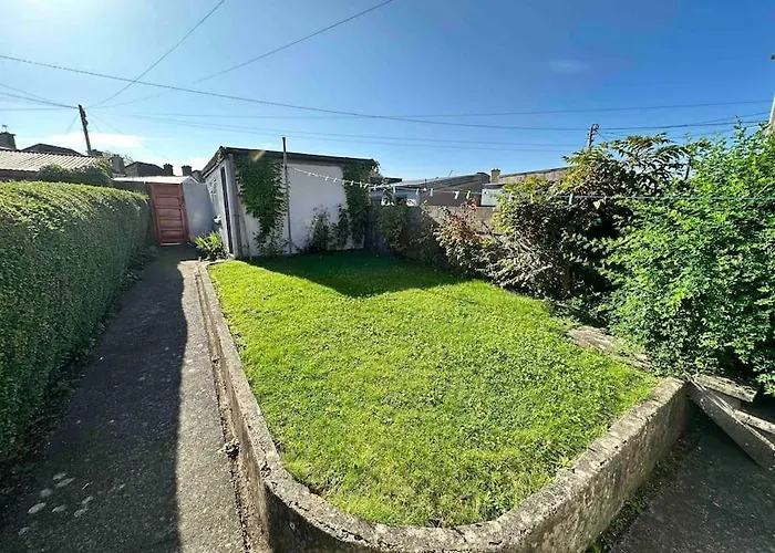 Wonderful Town House Where Are Current President Connolly Has Stayed While Visiting Town Дом отдыха Килларни