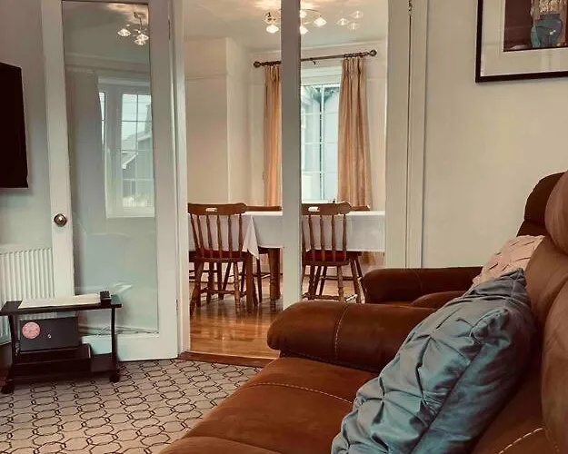 펜션 Wonderful Town House Where Are Current President Connolly Has Stayed While Visiting Town